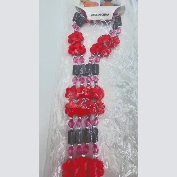 All in One Magnetic Jewelry Multicolor Floral Convertible Set of 3 - Picture 4 of 7